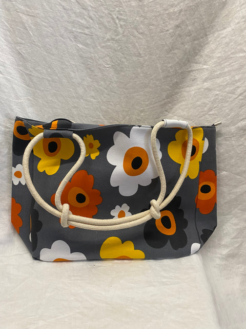 Beach Tote/Purse with Flowers (New) (Farmhouse is My style Brand)