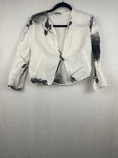 Black and White Linen Blouse