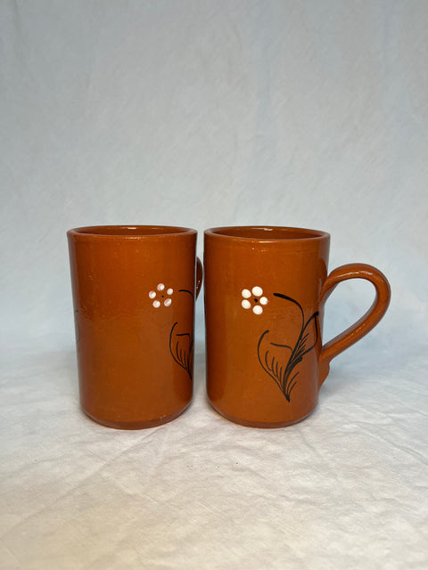Set of 2 Clay Mugs With Flower Drawing